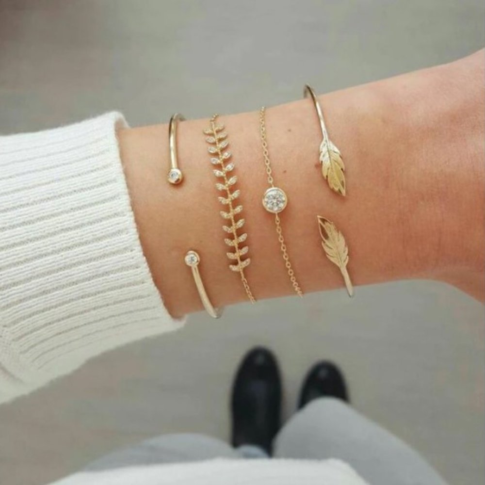 Gold Bangle Bracelet Set